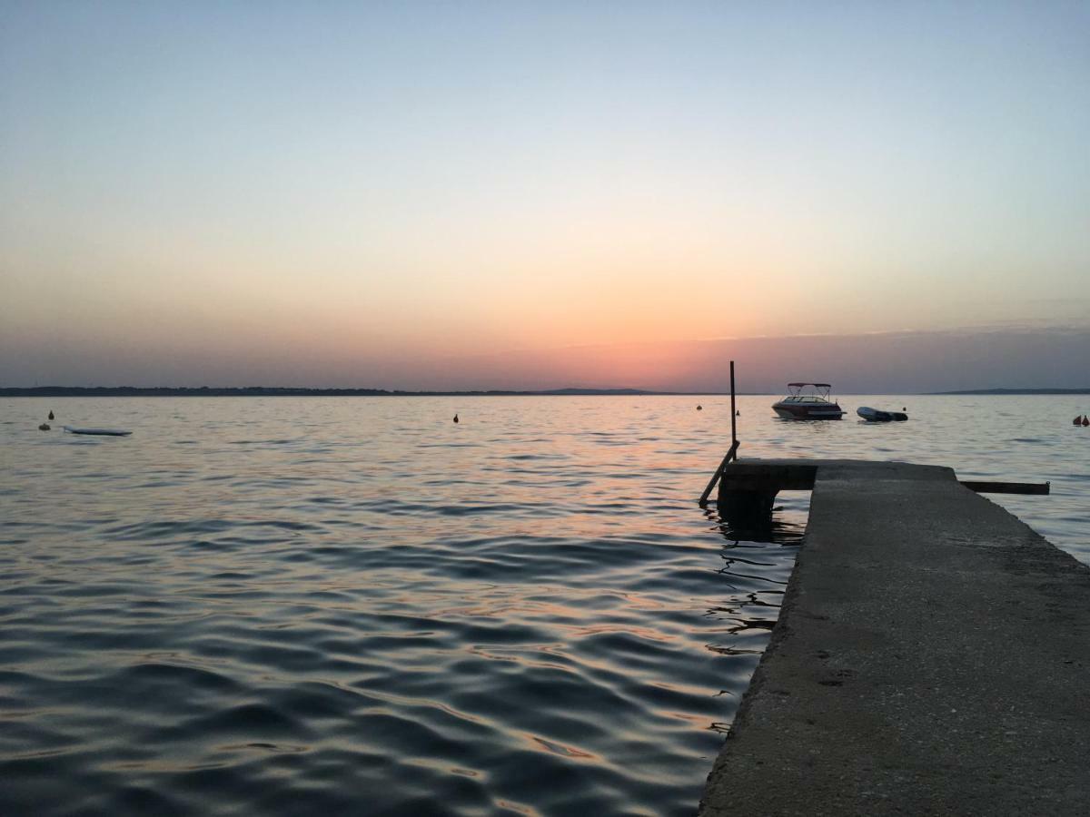 Apartman Zvoncica Vrsi Bagian luar foto